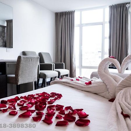 Classy Studio Apartment Kota Bharu Esterno foto