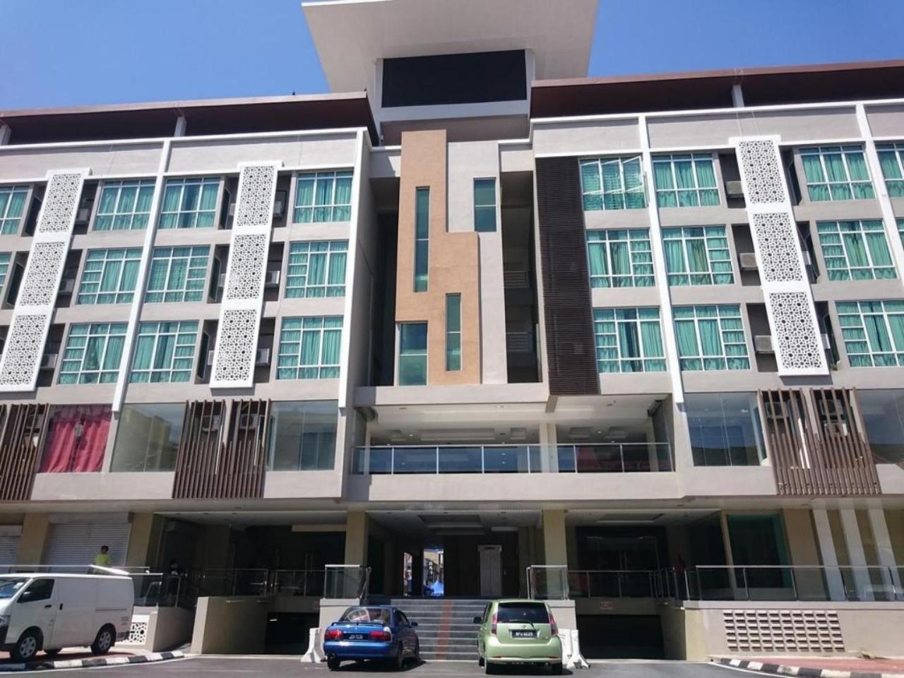 Classy Studio Apartment Kota Bharu Esterno foto