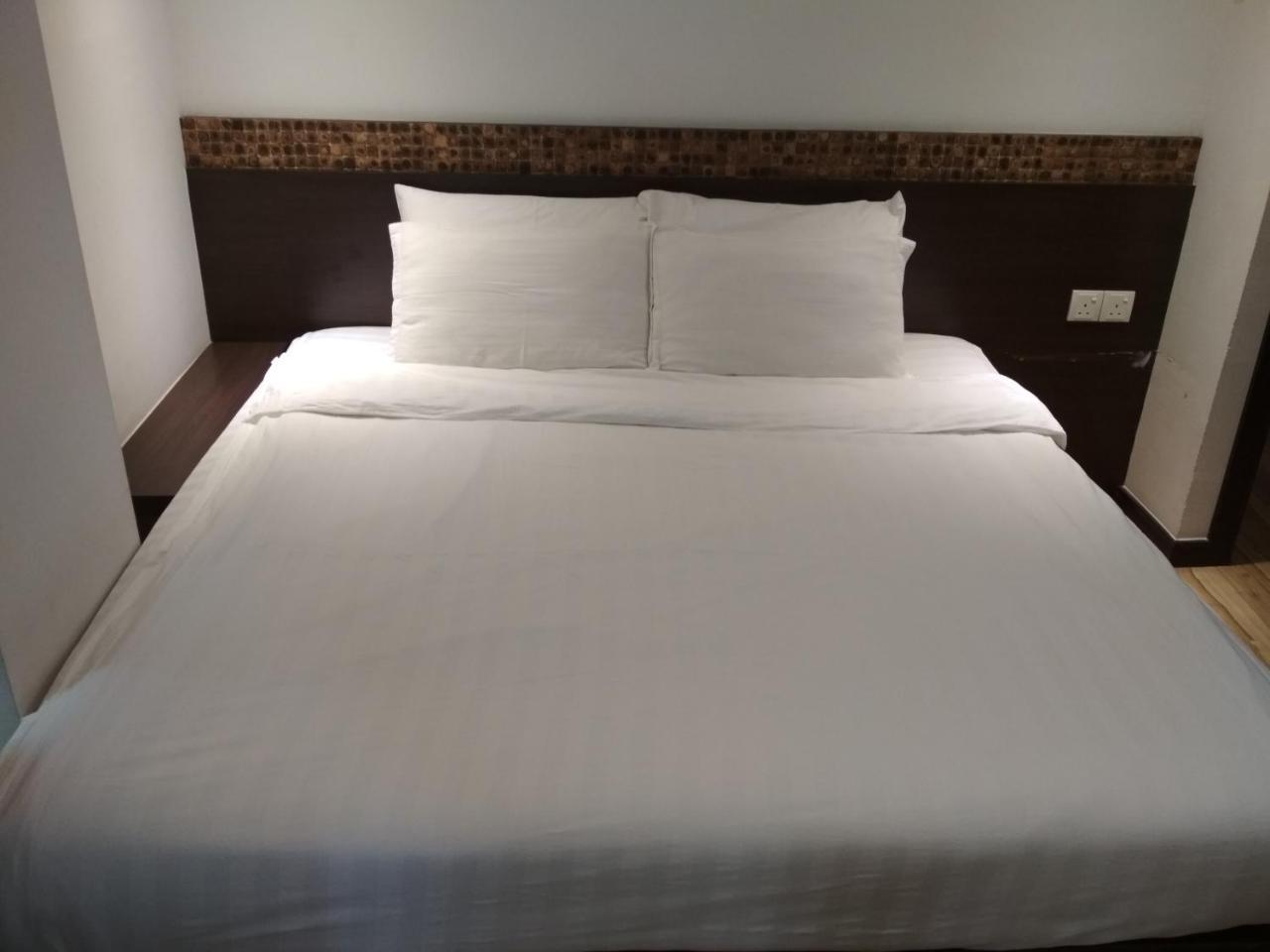 Classy Studio Apartment Kota Bharu Esterno foto